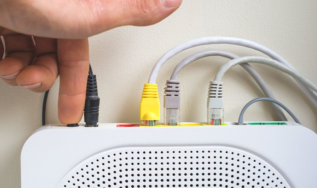This simple change speeds up any WiFi connection instantly