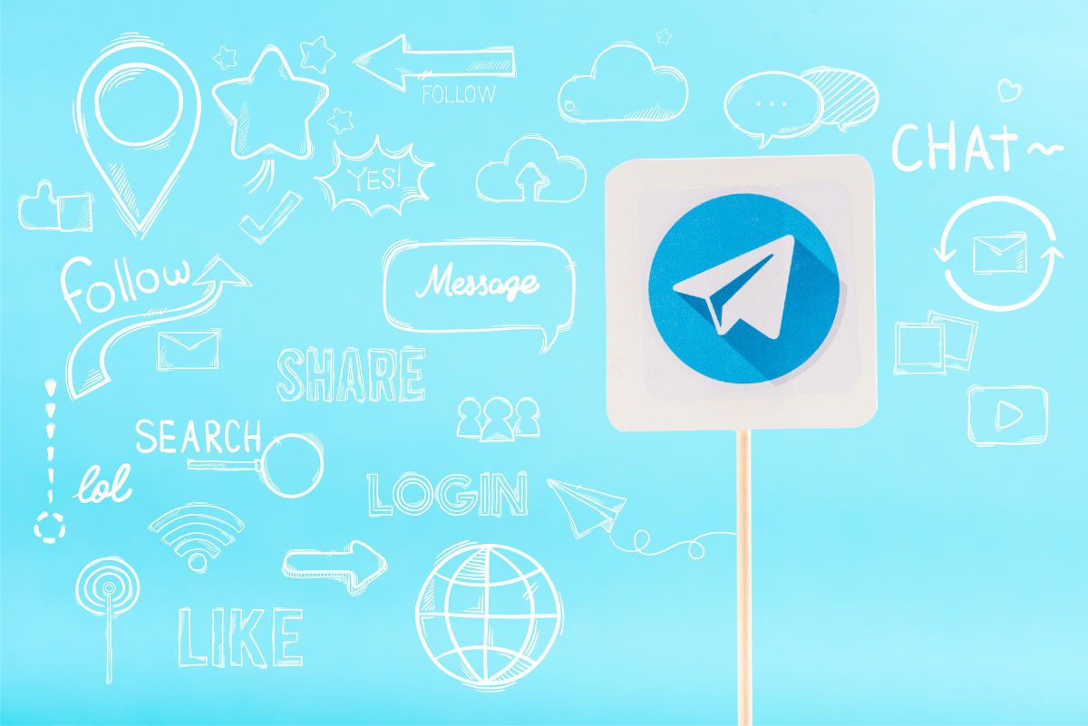 Telegram is updated with very powerful news: improved bots, shareable chats and more”